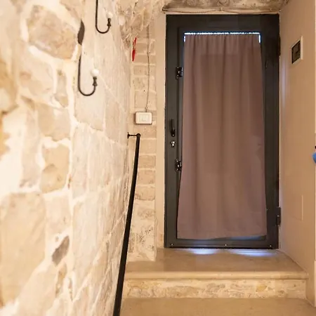 Piccola Pietra Bianca *